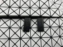 Picture of Issey Miyake Handbags _SKUfw78091964fw